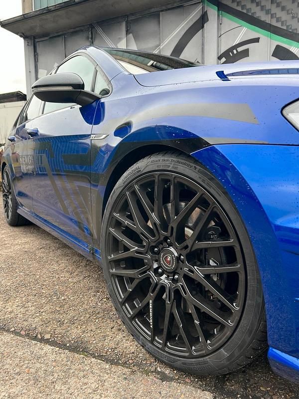 Gebraucht VW Golf VII 300 PS (220 kW) 2015 Blau Kombi