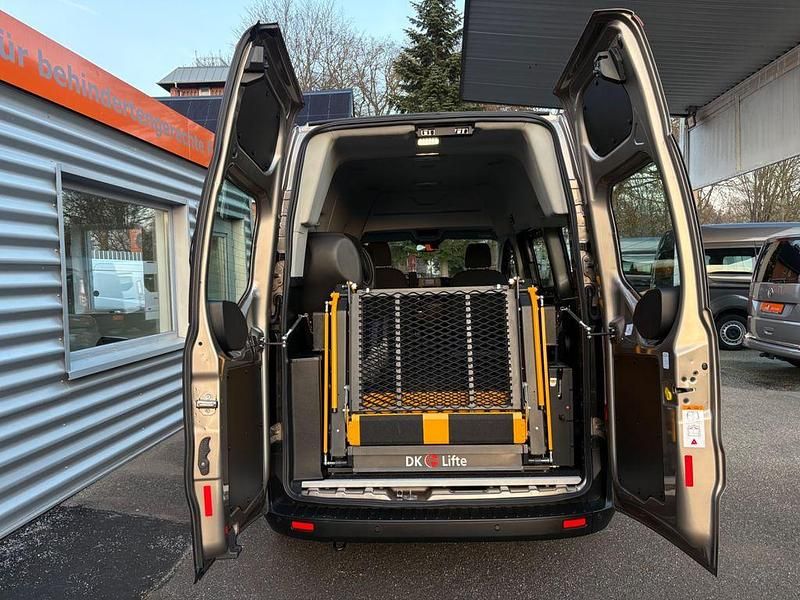 Gebraucht Ford Transit Custom 131 PS (96 kW) 2023 Silber Van / Kleinbus