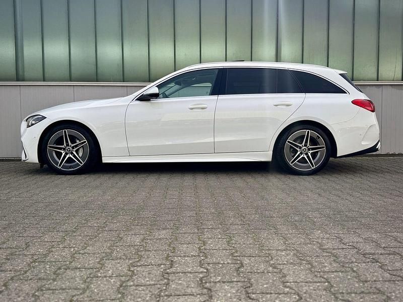 Gebraucht Mercedes C180 AMG line 170 PS (125 kW) 2024 Weiß Limousine