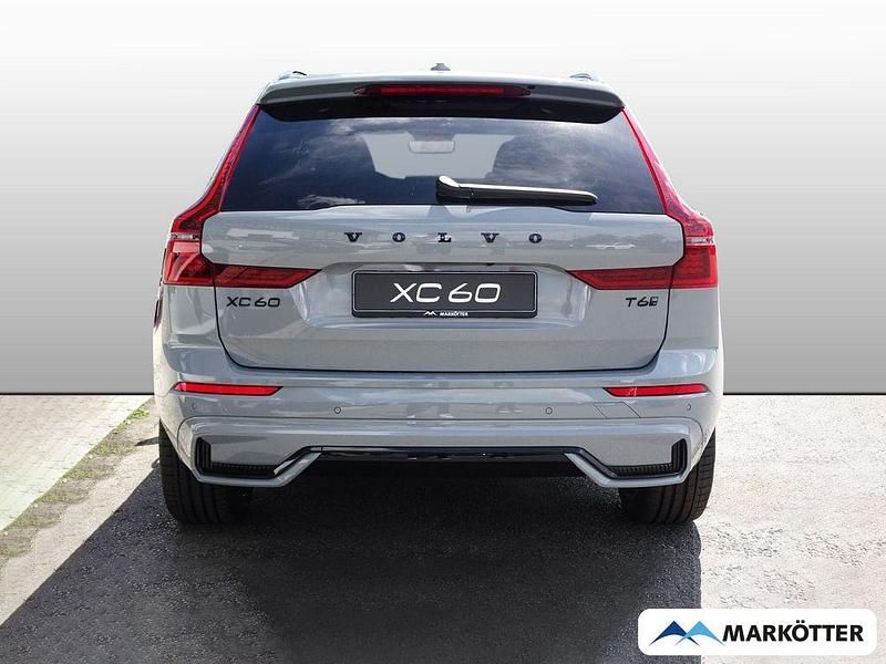Neu Volvo XC60 Plus 455 PS (334 kW) 2025 Grau SUV