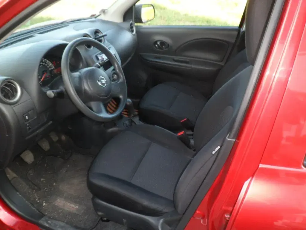 Gebraucht Nissan Micra 80 PS (58 kW) 2013 Rot Kleinwagen