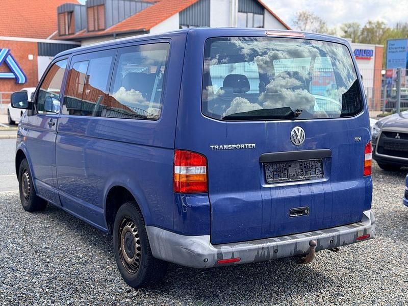 Second-hand VW Transporter 86 CP (63 kW) 2004 Albastru Van