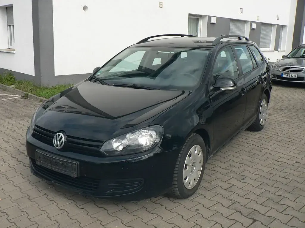 Gebraucht VW Golf VI Trendline 105 PS (77 kW) 2011 Schwarz Kleinwagen