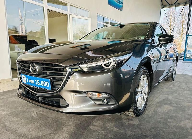 Gebraucht Mazda 3 Exclusive-Line 120 PS (88 kW) 2017 Matrixgrau metallic Limousine