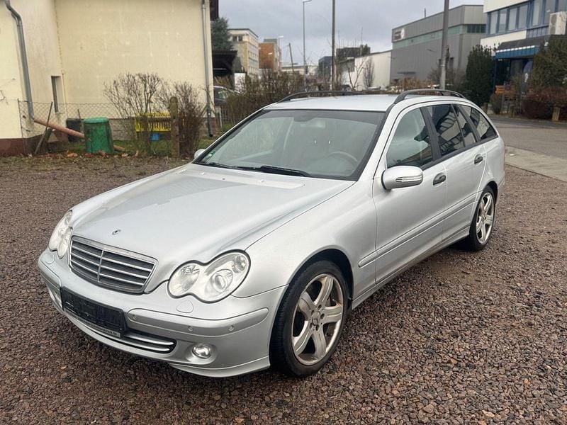 Gebraucht Mercedes C200 Avantgarde 163 PS (119 kW) 2007 Silber Kombi