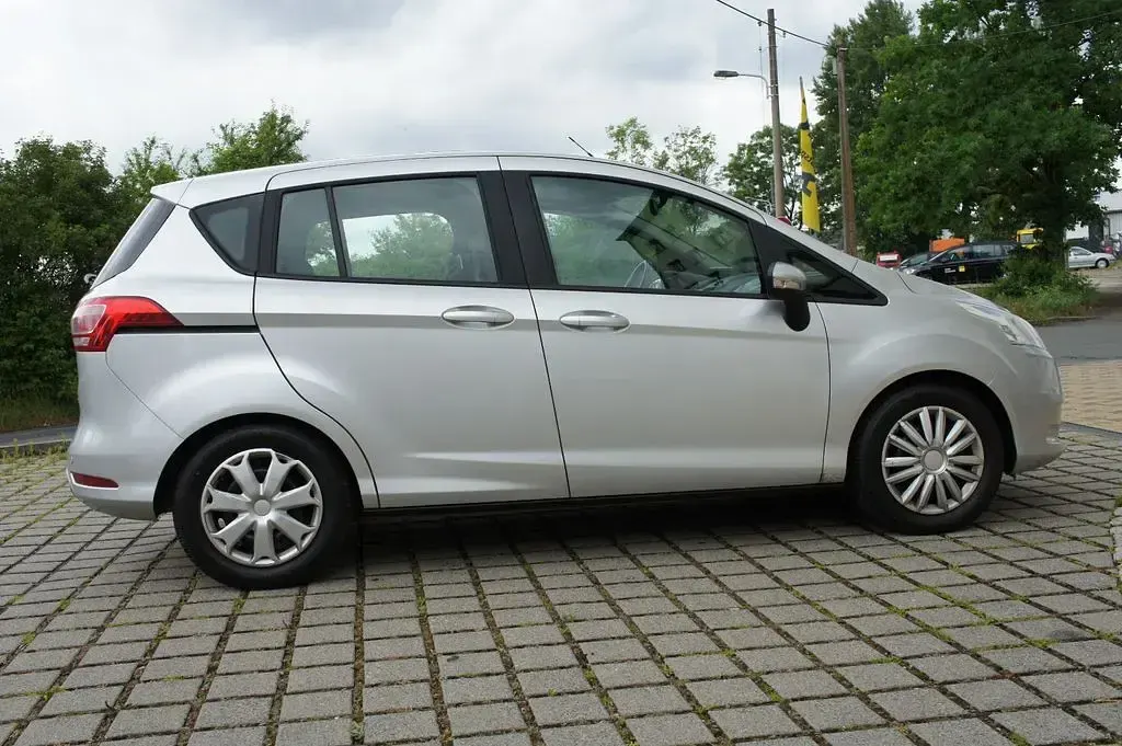 Gebraucht Ford B-MAX Trend 101 PS (74 kW) 2013 Silber Van / Kleinbus