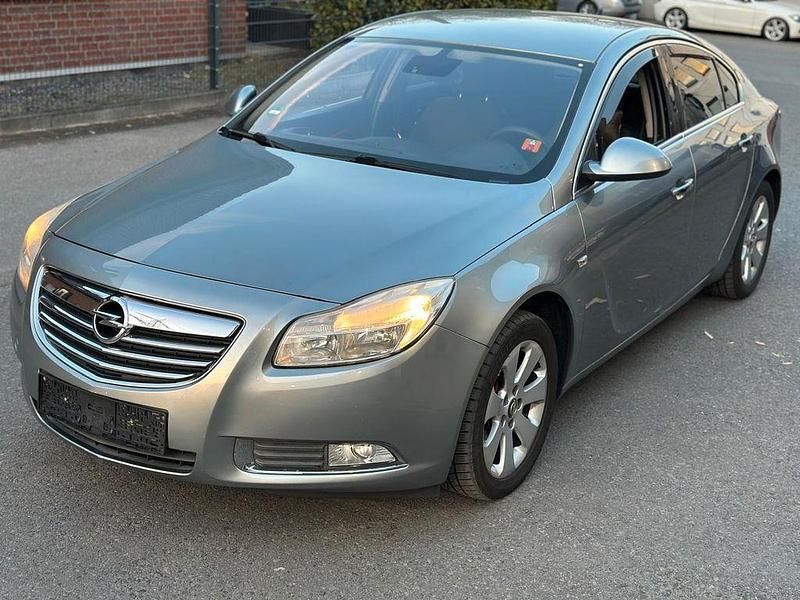Gebraucht Opel Insignia Innovation 160 PS (117 kW) 2012 Silber Limousine