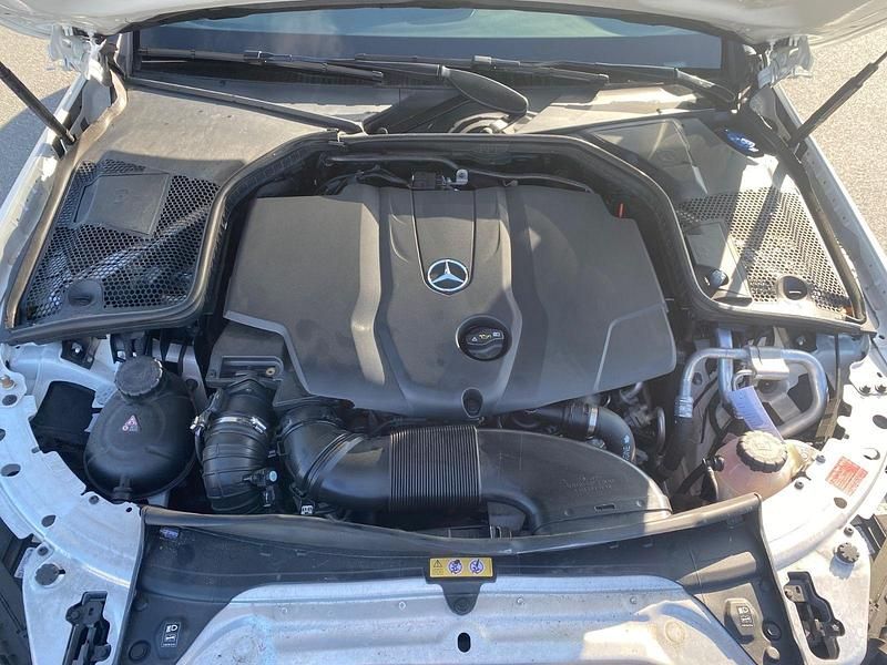 Gebraucht Mercedes C250 AMG 204 PS (150 kW) 2018 Weiß Kombi