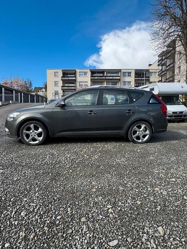 Gebraucht Kia Ceed 116 PS (85 kW) 2012 Kleinwagen