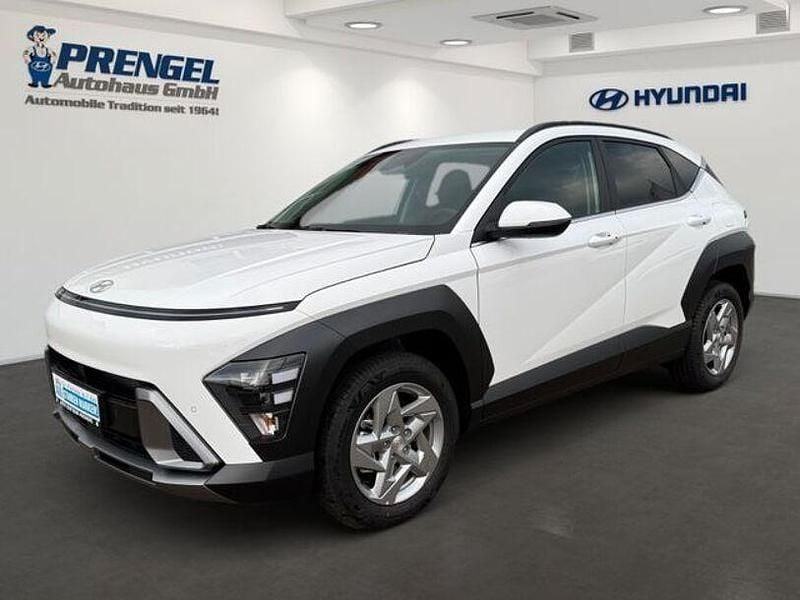 Atlas white Gebraucht 2025 Hyundai Kona Trend SUV | 23.990 € (Superpreis) - Bild 1/4