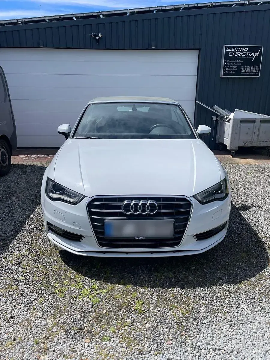 Gebraucht Audi Cabriolet 150 PS (110 kW) 2015 Weiß Cabrio
