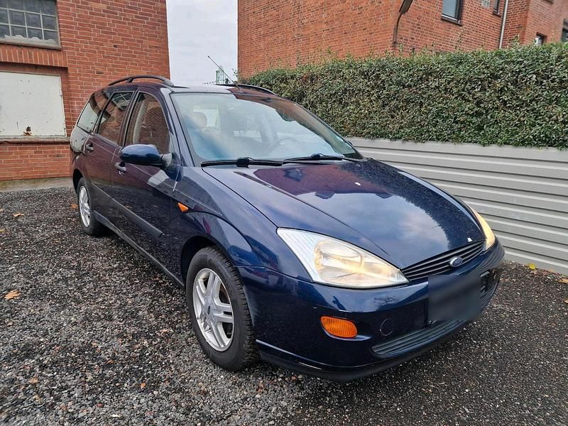 Gebraucht Ford Focus 100 PS (73 kW) 2000 Kombi