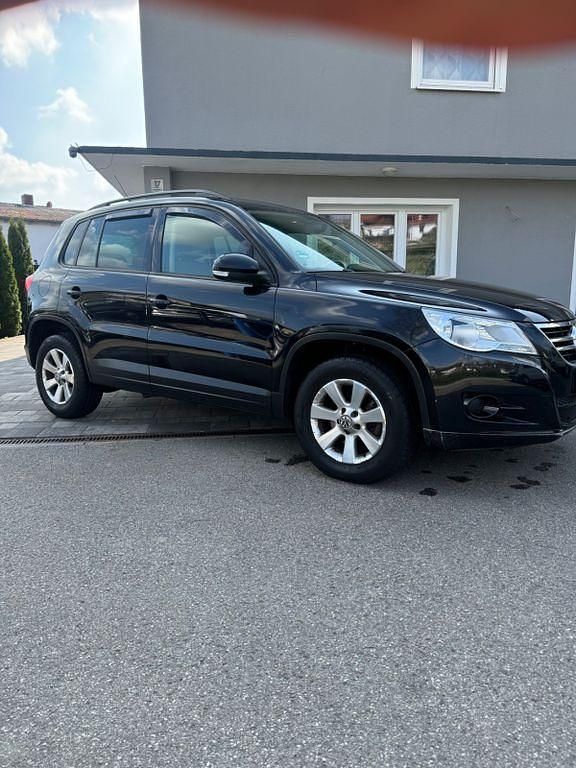 Gebraucht VW Tiguan Trendline 150 PS (110 kW) 2010 Schwarz SUV