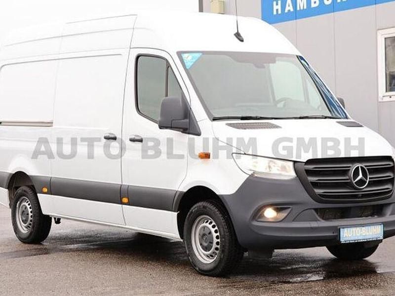 Gebraucht Mercedes Sprinter 170 PS (125 kW) 2024 Arktikweiß Van