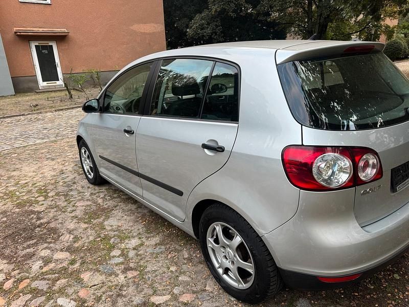 Grau Gebraucht 2006 VW Golf Plus Cross Van / Kleinbus | 2.200 € (Fairer Preis) - Bild 1/4