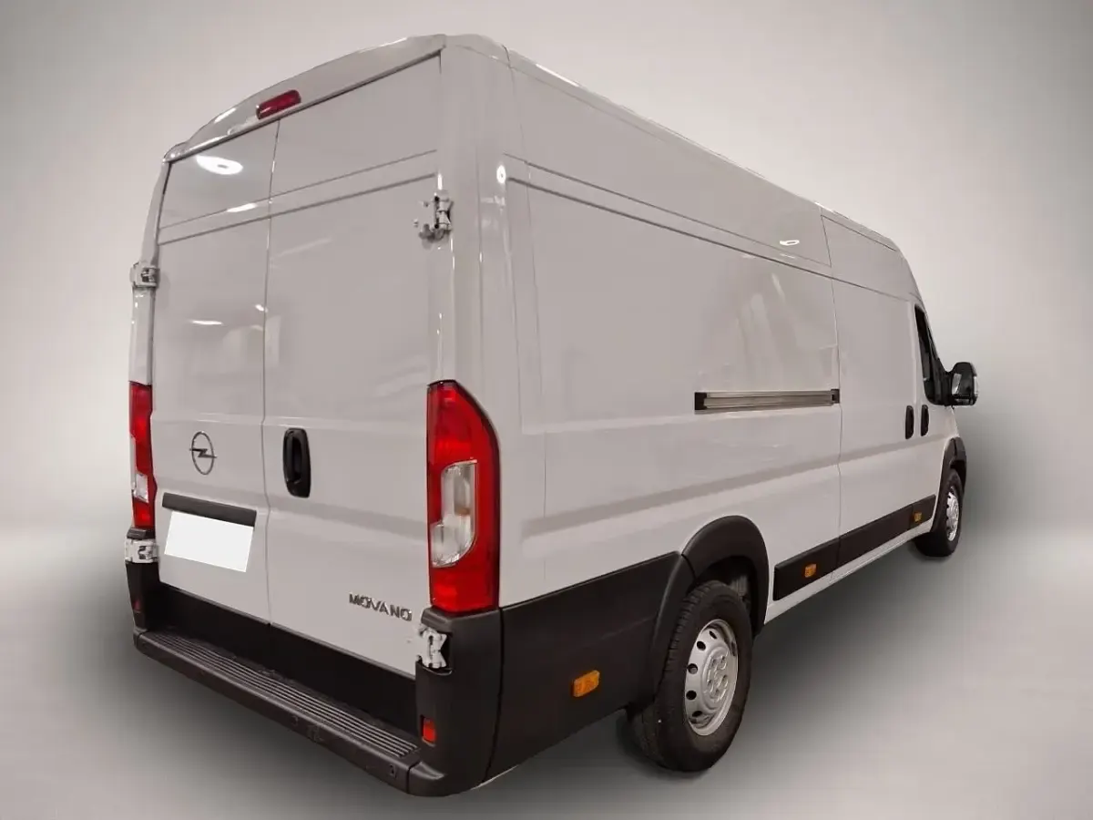 Gebraucht Opel Movano 165 PS (121 kW) 2024 Weiß Van