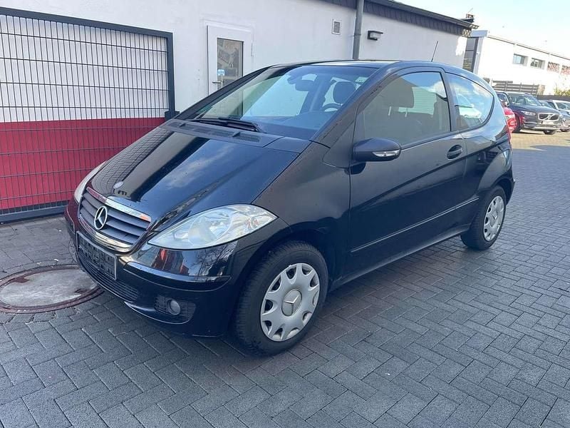 Gebraucht Mercedes A170 116 PS (85 kW) 2007 Kosmosschwarz  metalliclack Kleinwagen