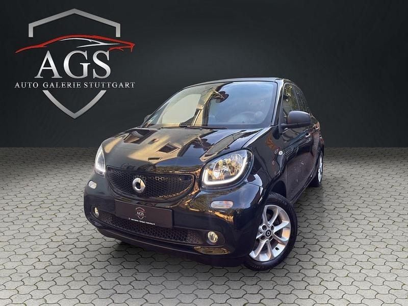 Schwarz Gebraucht 2016 Smart ForFour Basis Limousine | 9.590 € (Fairer Preis) - Bild 1/4