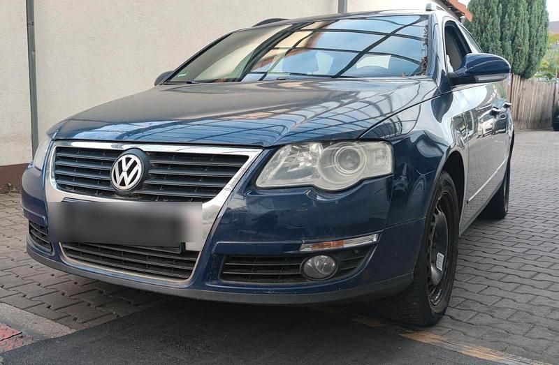 Blau Gebraucht 2007 VW Passat Kombi | 999 € (Superpreis) - Bild 1/4