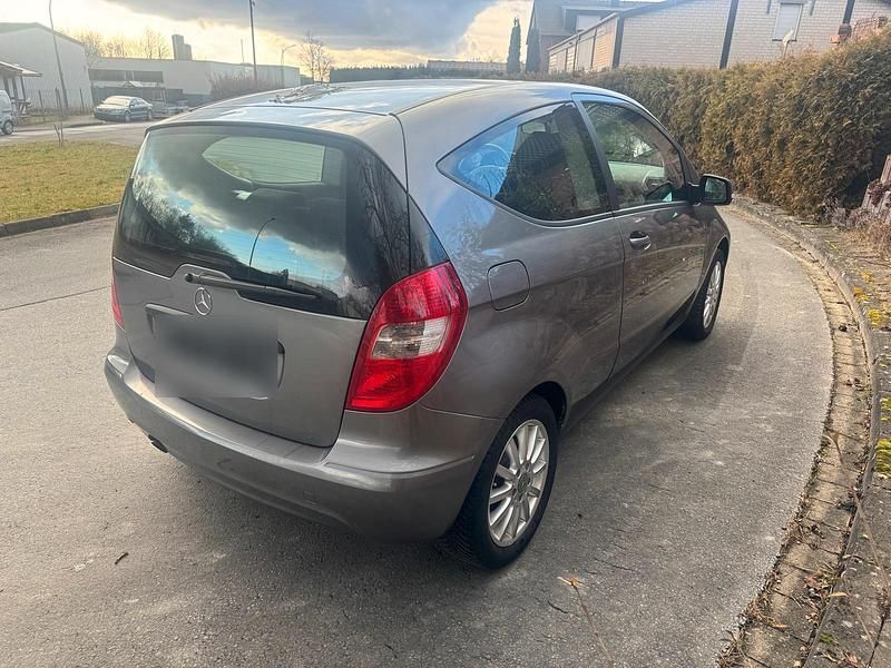 Gebraucht Mercedes A150 95 PS (69 kW) 2008 Grau Limousine