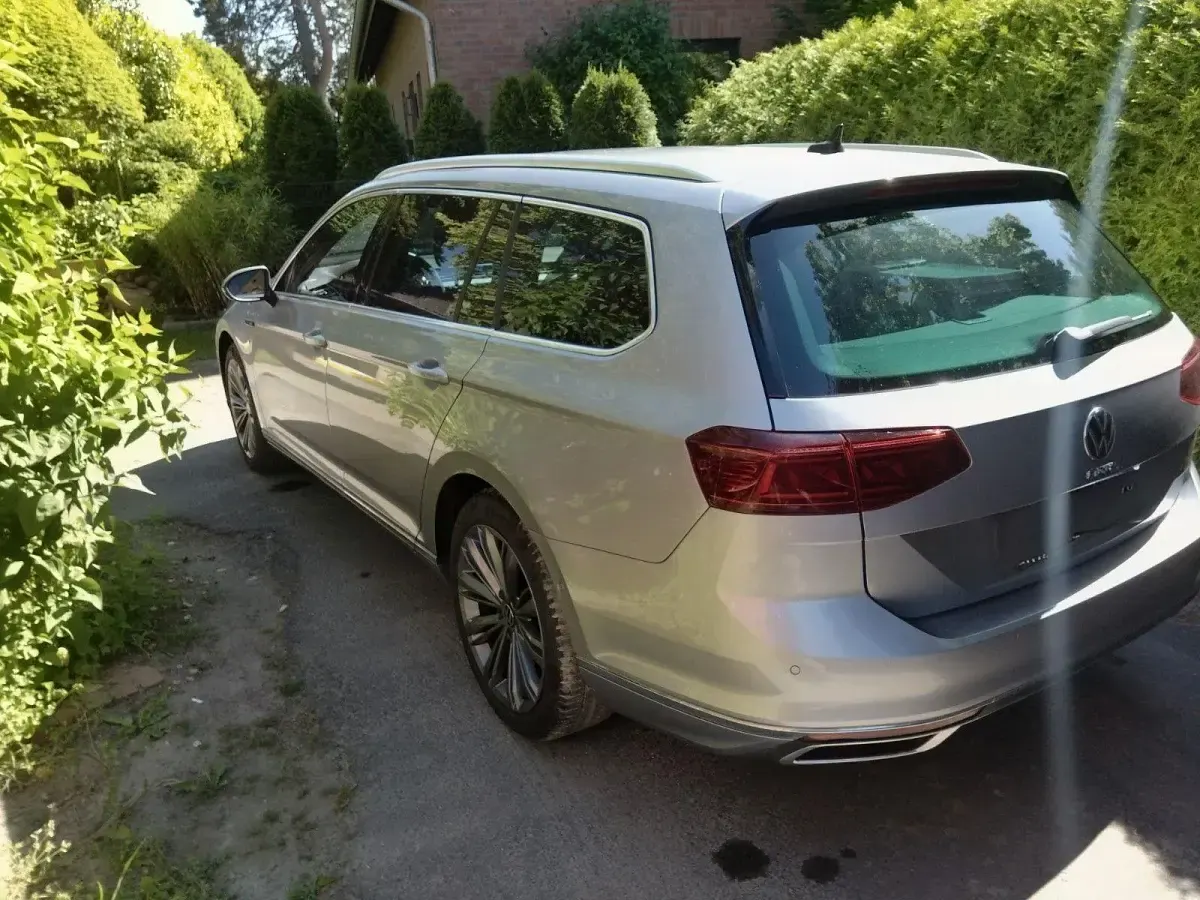 Gebraucht VW Passat GTE 218 PS (160 kW) 2020 Silber Kombi