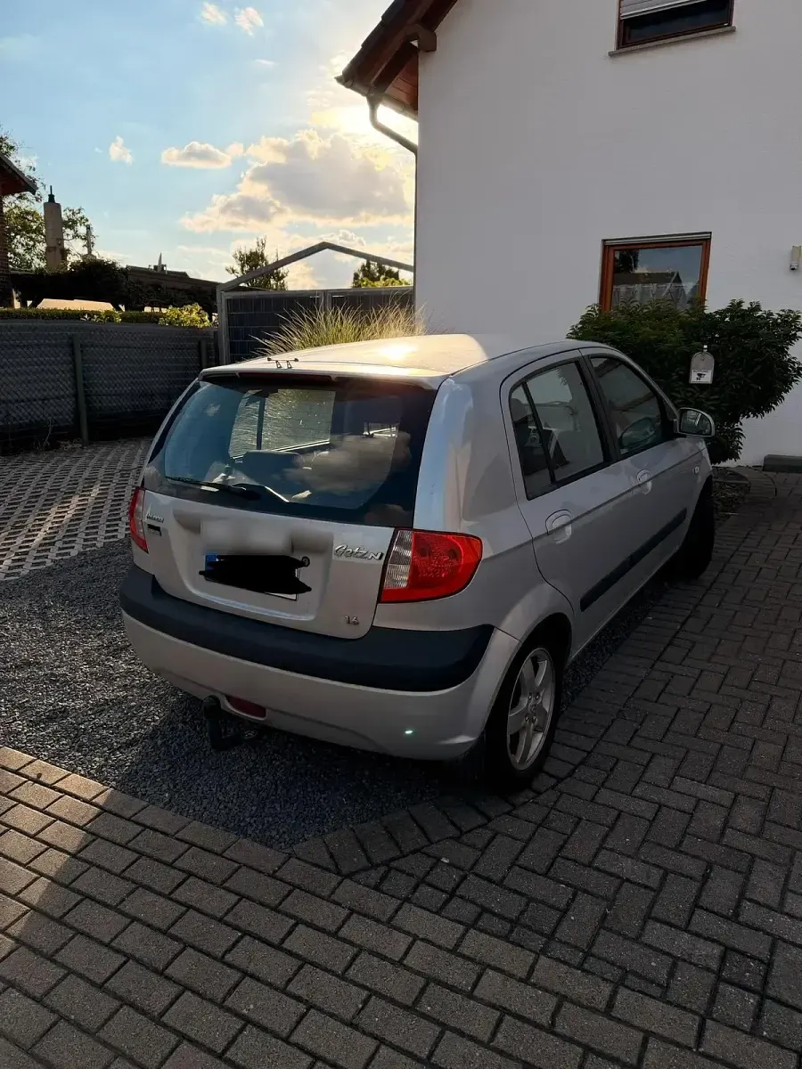 Gebraucht Hyundai Getz 106 PS (77 kW) 2008 Silber Kleinwagen