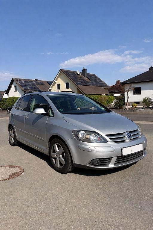 Gebraucht VW Golf Plus Cross 102 PS (75 kW) 2008 Grau Van / Kleinbus