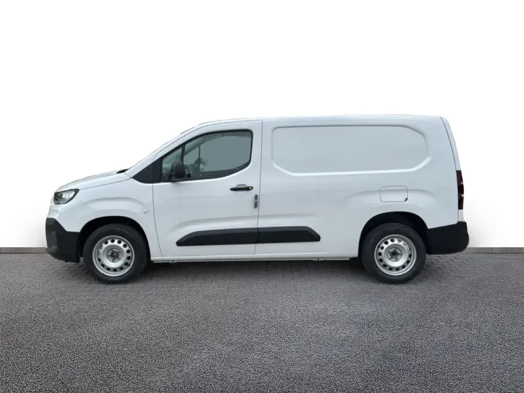 Neu Fiat Doblò 101 PS (74 kW) 2026 Weiss Van / Kleinbus