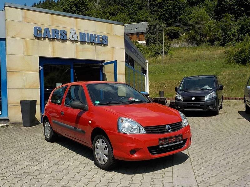 Gebraucht Renault Clio IV Campus 75 PS (55 kW) 2012 Other Kleinwagen