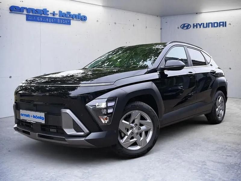 Abyss black Gebraucht 2024 Hyundai Kona Trend SUV | 22.990 € (Guter Preis) - Bild 1/4