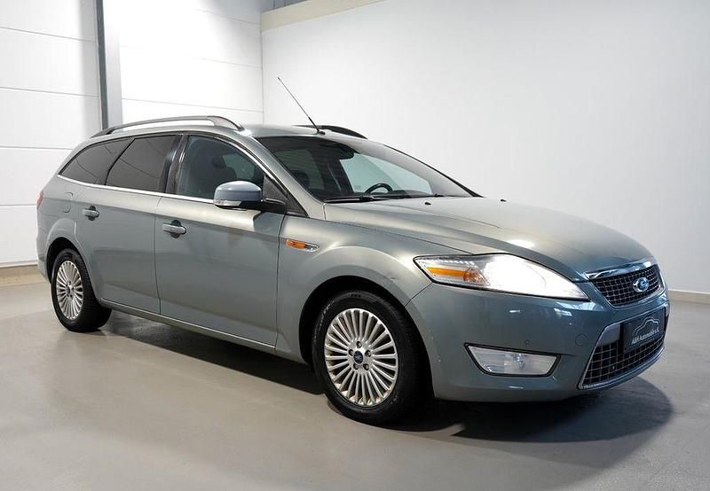 Gebraucht Ford Mondeo Titanium 140 PS (102 kW) 2008 Silber Limousine