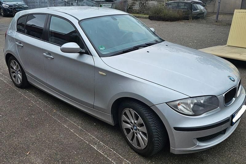 Gebraucht BMW 116 122 PS (89 kW) 2008 Kleinwagen
