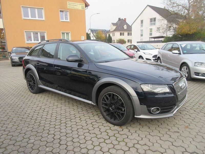 Blau Gebraucht 2010 Audi A4 Allroad Sport Kombi | 4.999 € - Bild 1/3