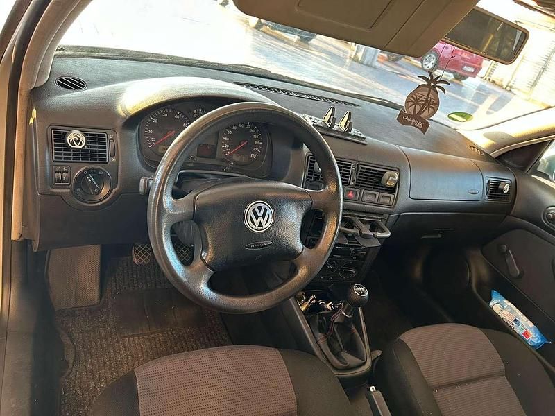 Gebraucht 2001 VW Golf IV Edition Limousine | 1.000 € (Guter Preis) - Bild 1/4