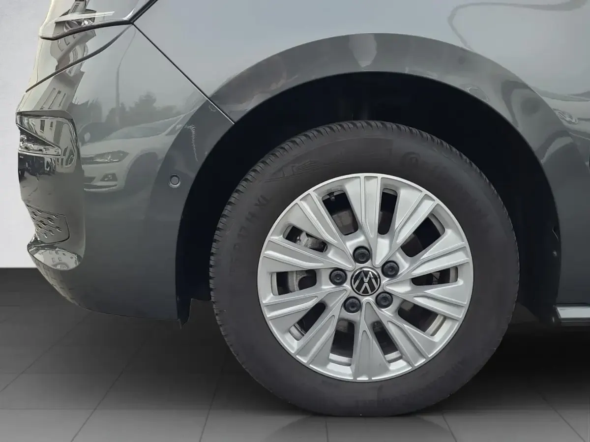 Usata VW Multivan Basis 150 CV (110 kW) 2025 Monovolume