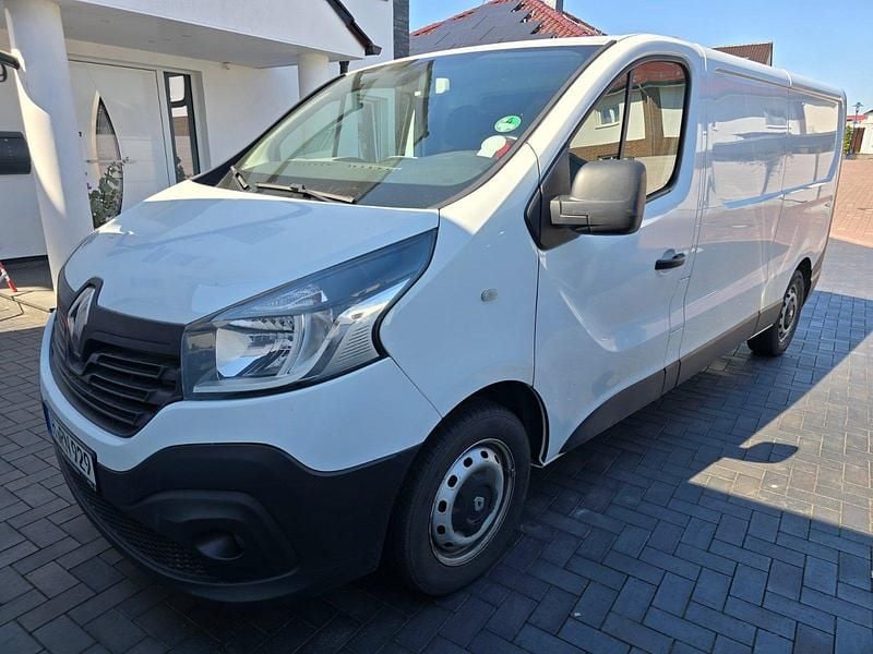 Weiß Gebraucht 2018 Renault Traffic Van / Kleinbus | 12.490 € (Fairer Preis) - Bild 1/1