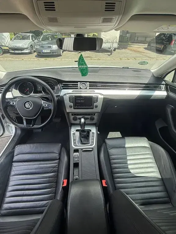 Gebraucht VW Passat Comfortline 150 PS (110 kW) 2016 Weiß Kombi