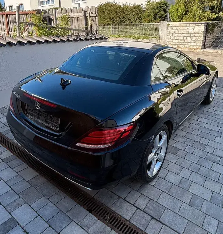 Gebraucht Mercedes SLC200 Edition 184 PS (135 kW) 2019 Schwarz Cabrio