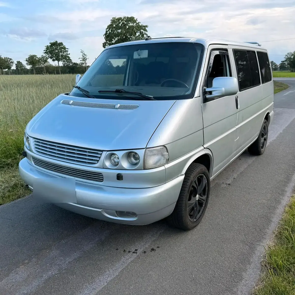 Gebraucht VW Multivan Highline 151 PS (111 kW) 2000 Silber Van / Kleinbus