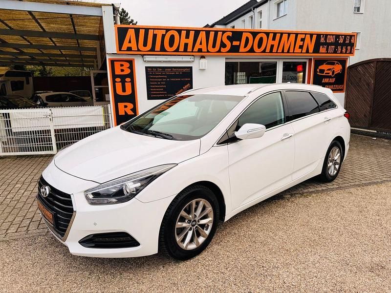 Gebraucht Hyundai i40 135 PS (99 kW) 2018 Weiß Kombi
