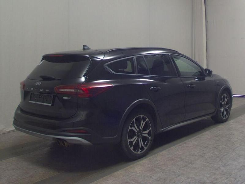 Gebraucht Ford Focus Active 155 PS (114 kW) 2022 Schwarz Kombi