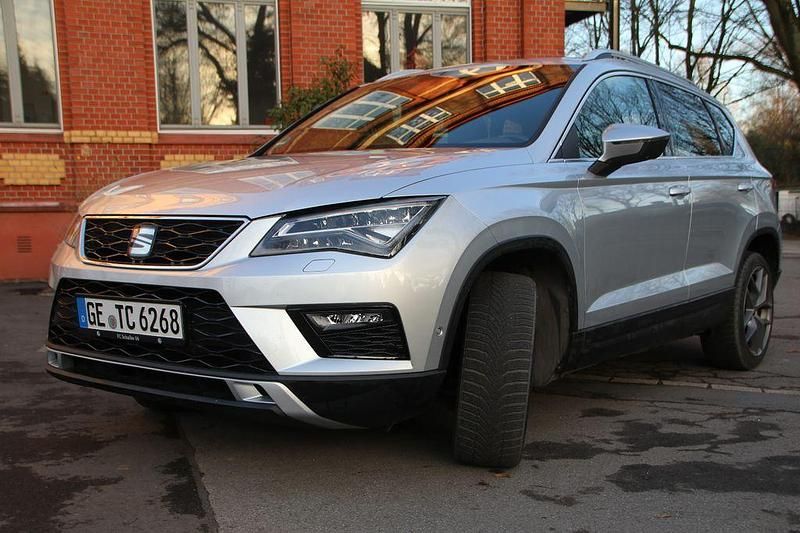 Gebraucht Seat Ateca XCELLENCE 150 PS (110 kW) 2018 Silber SUV