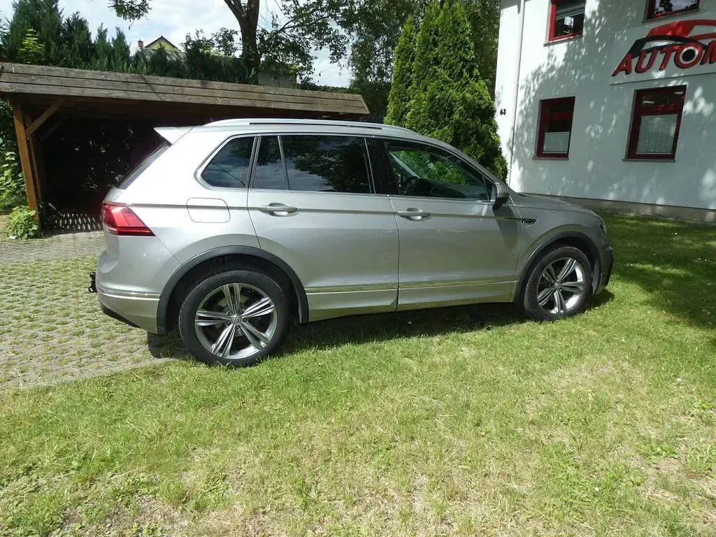 Gebraucht VW Tiguan R-line 150 PS (110 kW) 2017 Silber SUV
