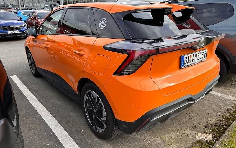 Gebraucht MG MG4 EV Luxury 150 kW (204 PS) 2022 Orange Kleinwagen