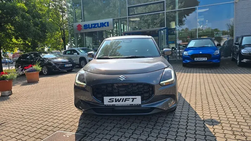 Neu Suzuki Swift Comfort 83 PS (61 kW) 2025 Grau Kleinwagen