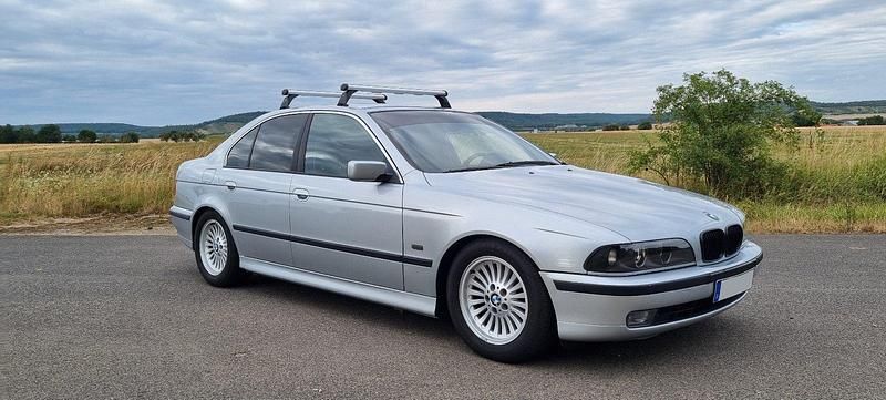 Silber Gebraucht 1997 BMW 528 Limousine | 3.400 € (Guter Preis) - Bild 1/4