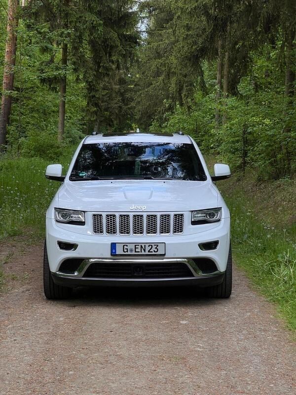 Weiß Gebraucht 2015 Jeep Grand Cherokee Summit SUV | 17.500 € (Fairer Preis) - Bild 1/4