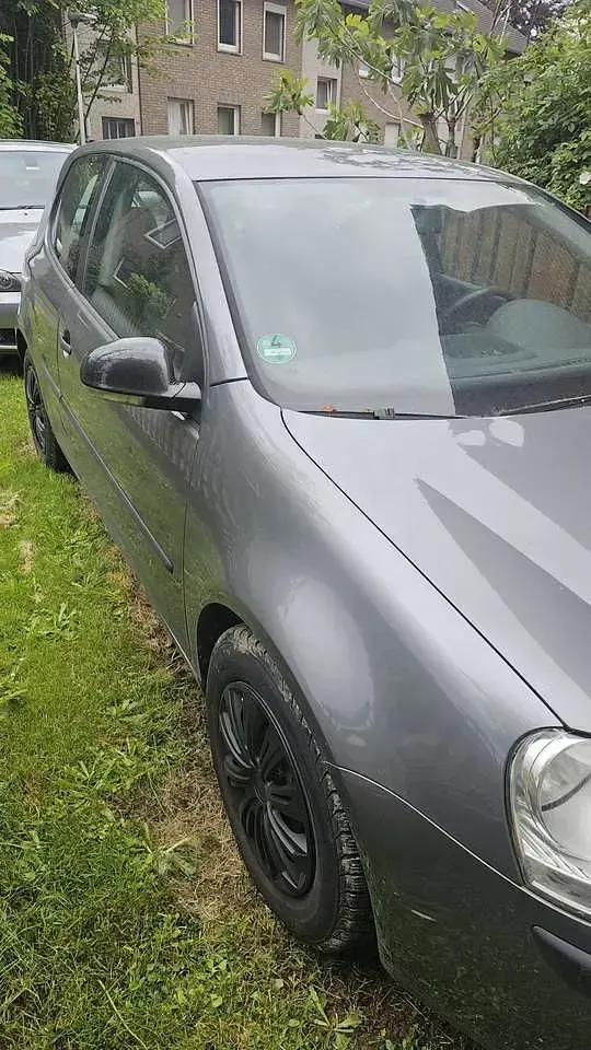 Gebraucht VW Golf IV Trendline 75 PS (55 kW) 2004 Grau Kleinwagen