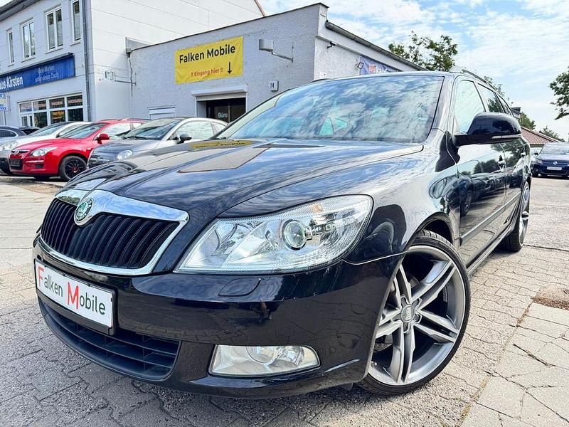 Schwarz Gebraucht 2013 Skoda Octavia Family Kombi | 8.498 € (Fairer Preis) - Bild 1/4