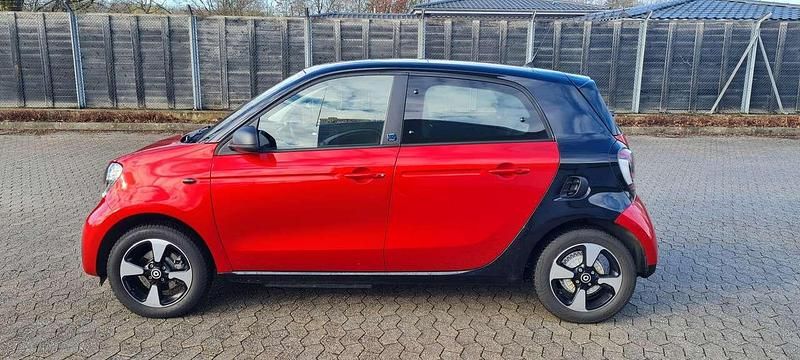 Gebraucht Smart ForFour Electric Drive 60 kW (82 PS) 2021 Rot Limousine
